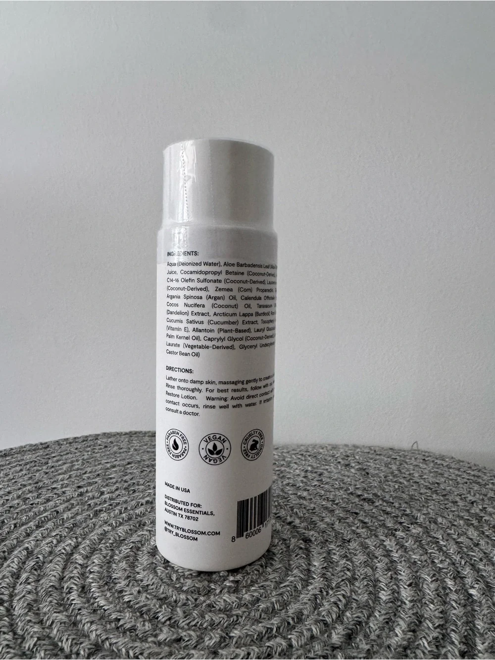 Unscented White Total Moisture Body Wash